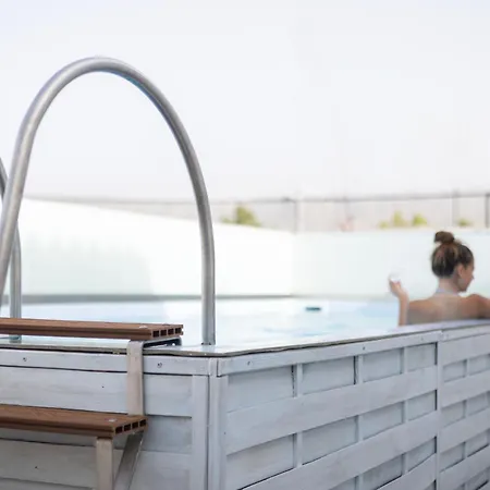 City Apartment With Heated Rooftop Pool Chania  Exterior photo