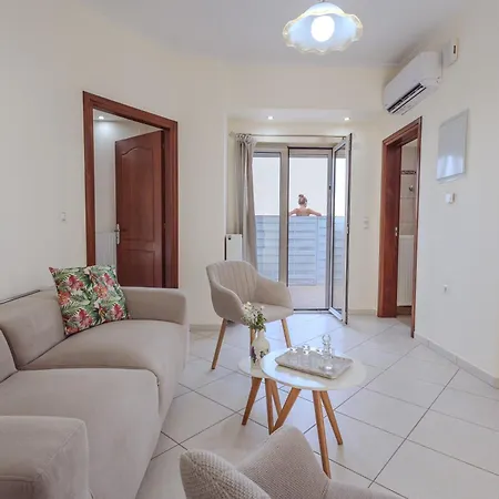 City Apartment With Heated Rooftop Pool Chania  Exterior photo