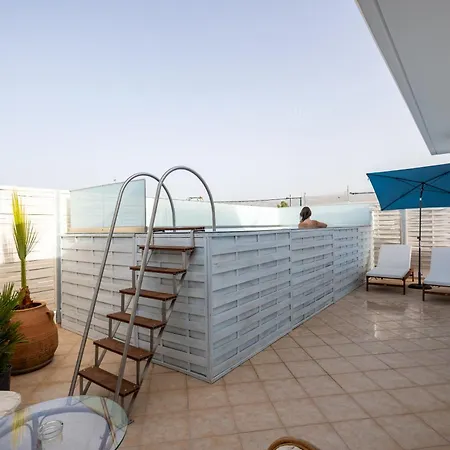 City Apartment With Heated Rooftop Pool Chania  Exterior photo